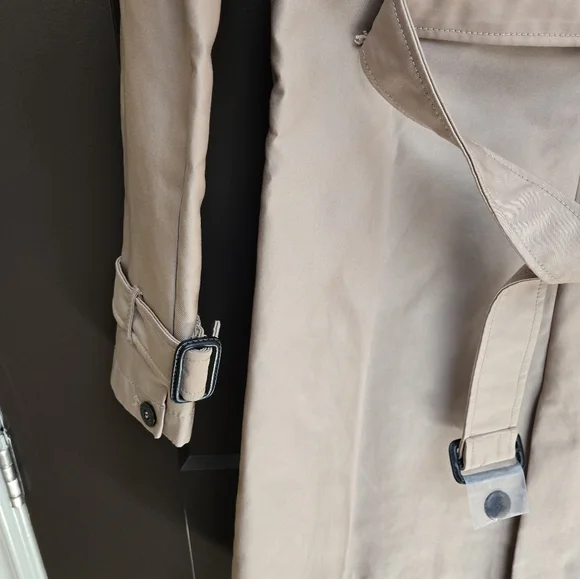 Zara Basic Outerwear Tan Double-Breasted Coat - Picture 4 of 11